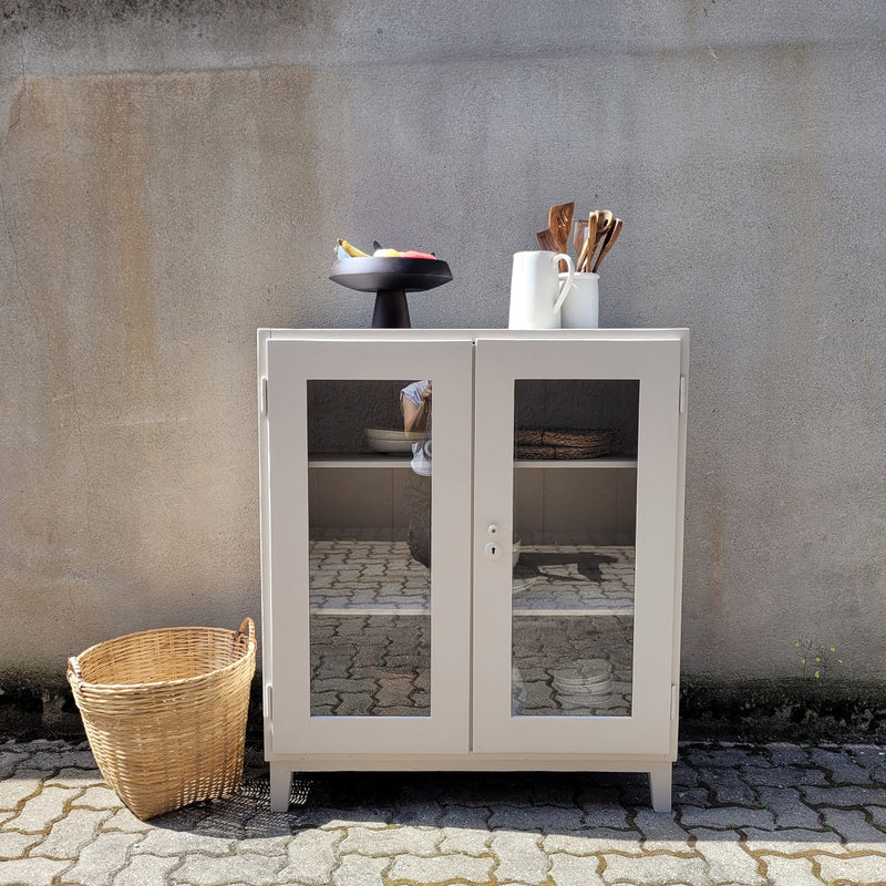 display case "Cedric"